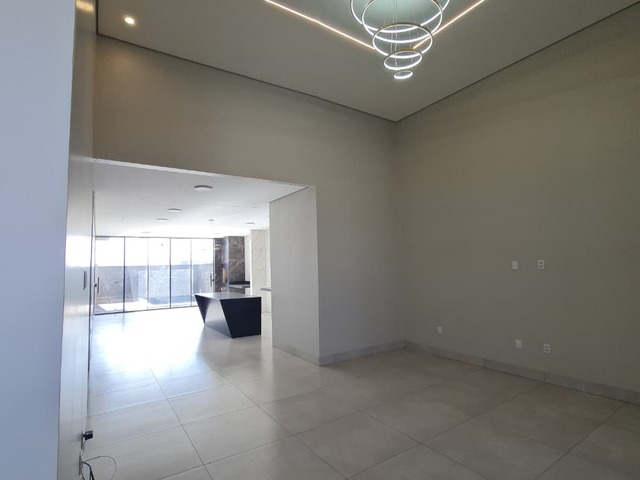 #3860 - Casa para Venda em Goiânia - GO