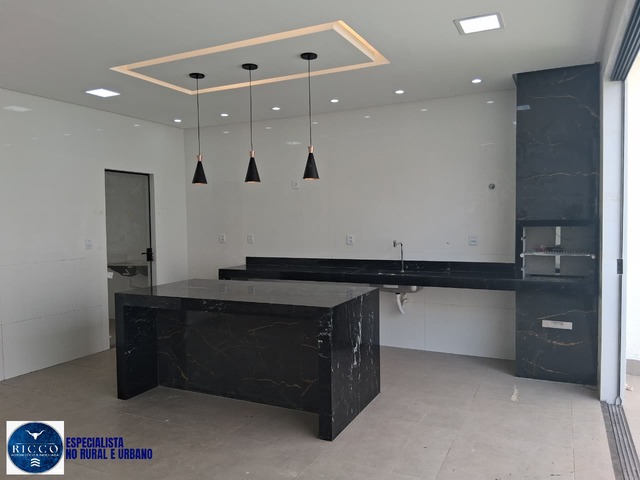 #3953 - Casa para Venda em Goiânia - GO