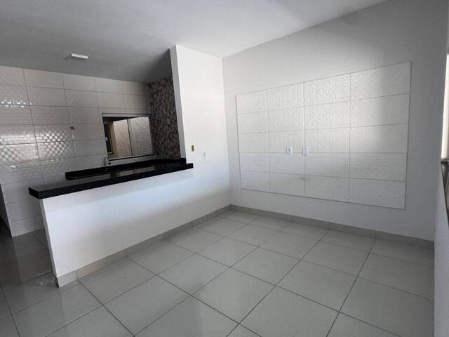 #3962 - Casa para Venda em Goiânia - GO