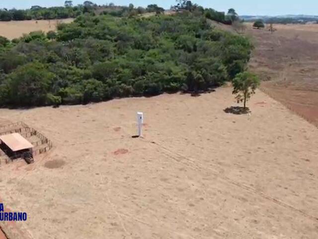 #3977 - Sítio para Venda em Nerópolis - GO