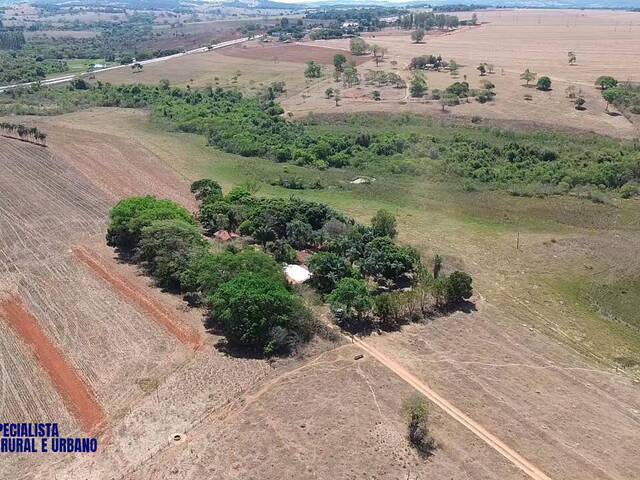 #3978 - Chácara para Venda em Inhumas - GO