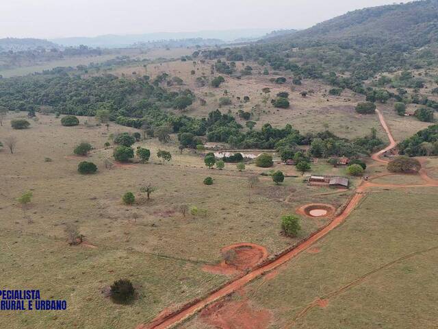 #4011 - Fazenda para Venda em Córrego do Ouro - GO