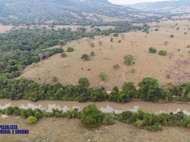 #4011 - Fazenda para Venda em Córrego do Ouro - GO