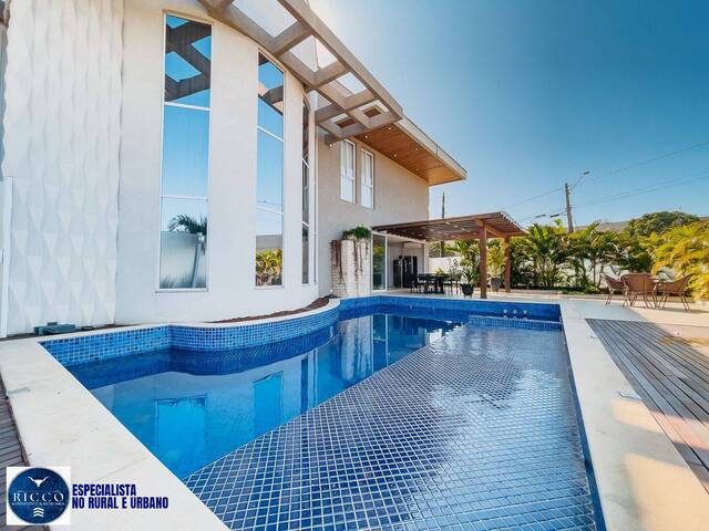 #4018 - Casa em condomínio para Venda em Goiânia - GO