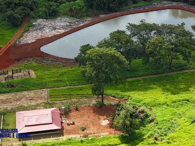 #4022 - Chácara para Venda em Araçu - GO