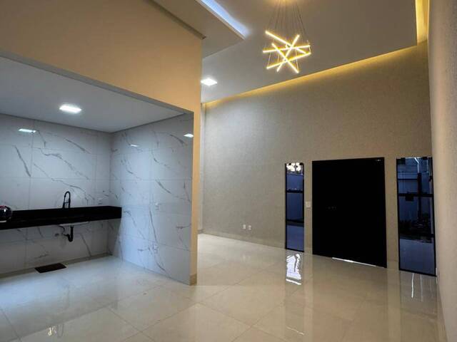 #4026 - Casa para Venda em Goiânia - GO