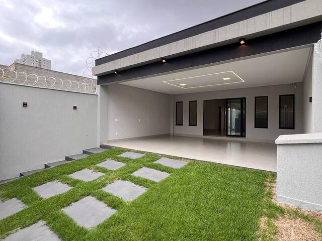 #4027 - Casa para Venda em Goiânia - GO