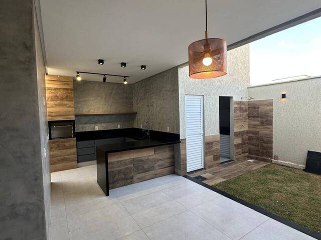 Venda em Jardim Atlântico - Goiânia