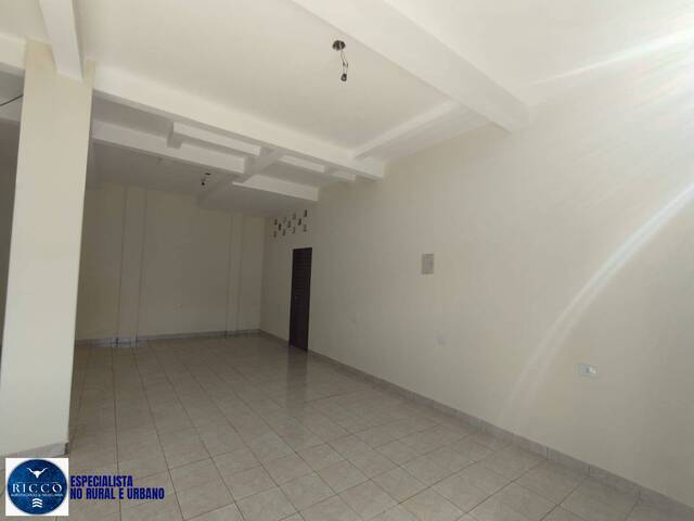 #4030 - Sobrado para Venda em Aparecida de Goiânia - GO