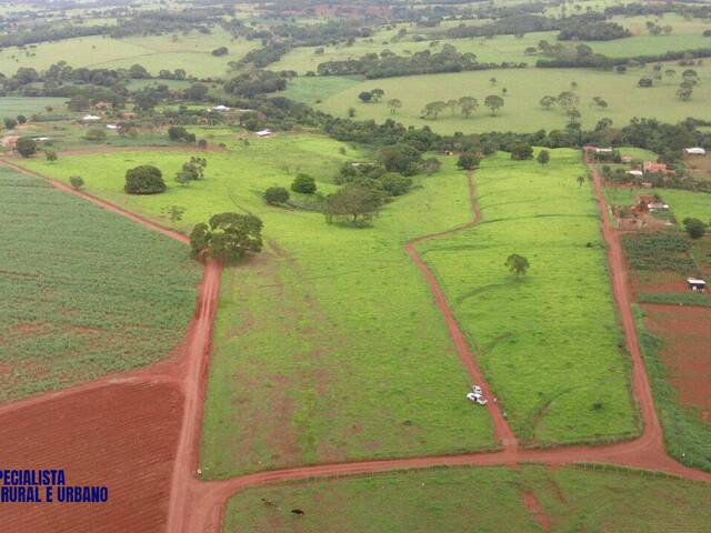 #4037 - Chácara para Venda em Itauçu - GO