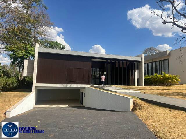 #4040 - Casa em condomínio para Venda em Goiânia - GO