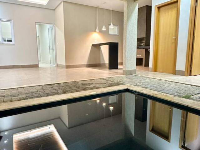 #4102 - Casa para Venda em Goiânia - GO