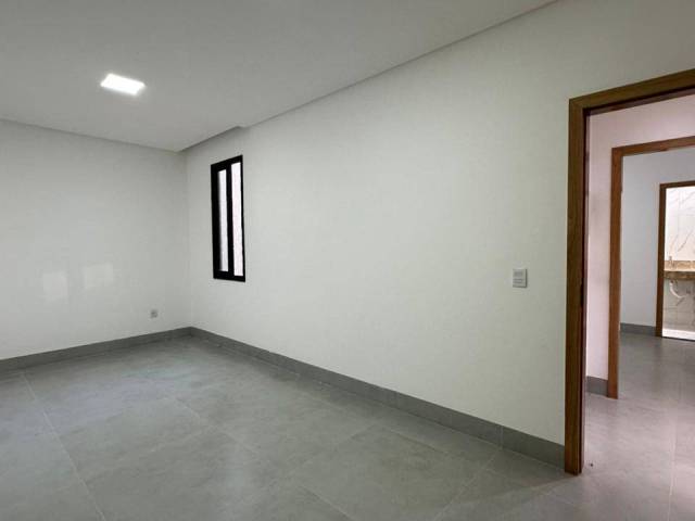 Casa para Venda em Goiânia - 4