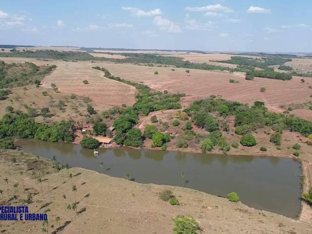 #4121 - Fazenda para Venda em Orizona - GO