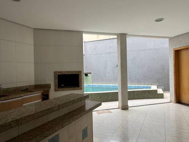 #4131 - Casa em condomínio para Venda em Goiânia - GO