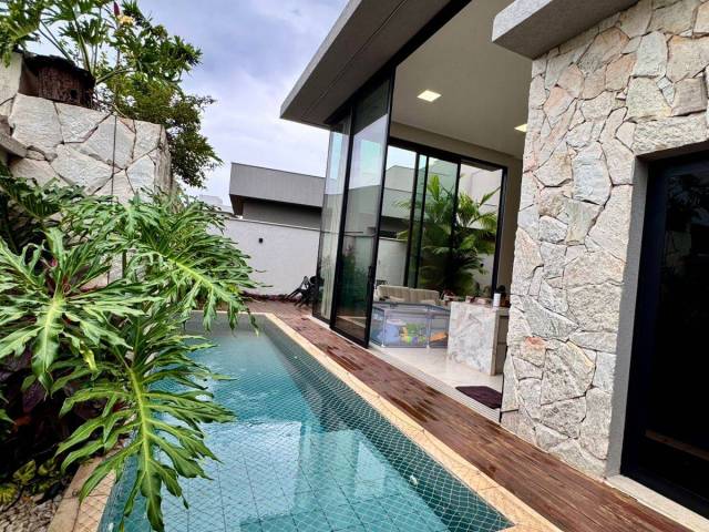 #4155 - Casa em condomínio para Venda em Goiânia - GO