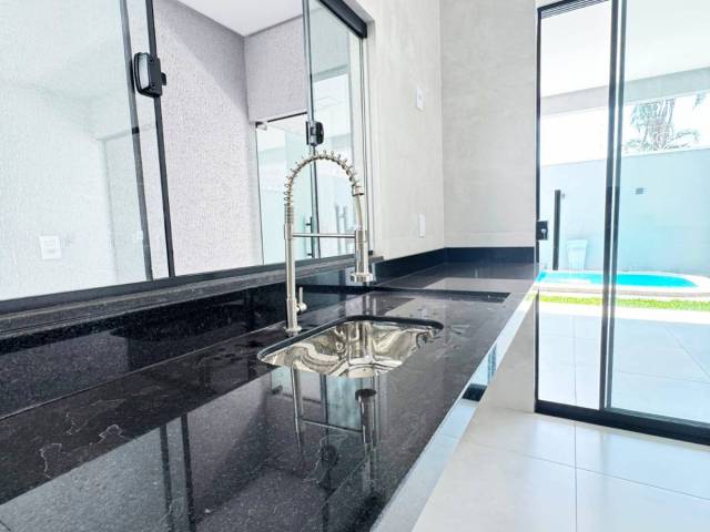 #4158 - Casa para Venda em Goiânia - GO