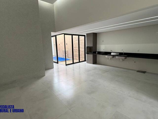 #4184 - Casa para Venda em Goiânia - GO