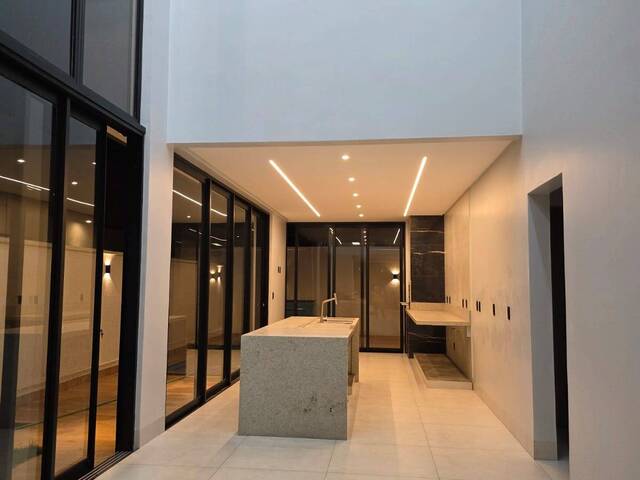 #4189 - Casa em condomínio para Venda em Aparecida de Goiânia - GO