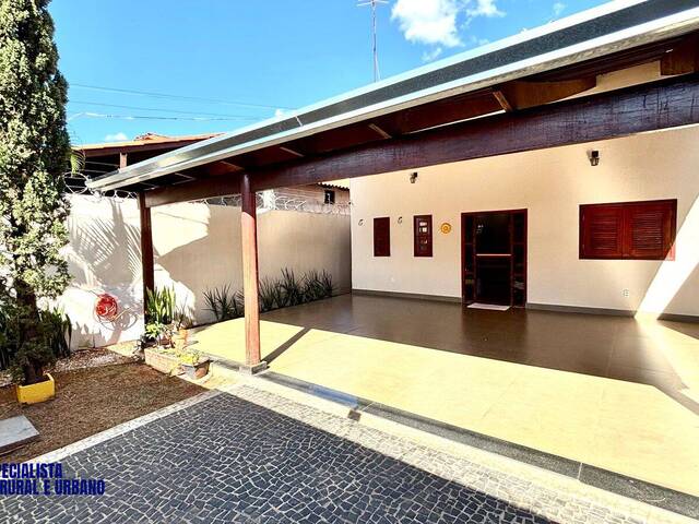 #4194 - Casa para Venda em Goiânia - GO