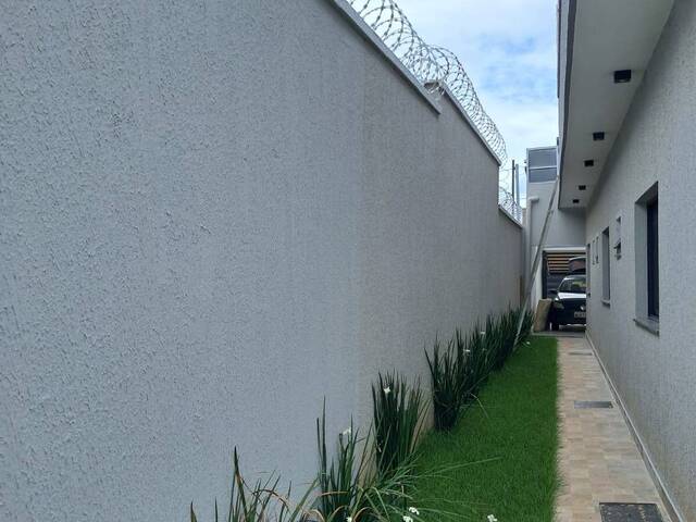 Casa para Venda em Goiânia - 5