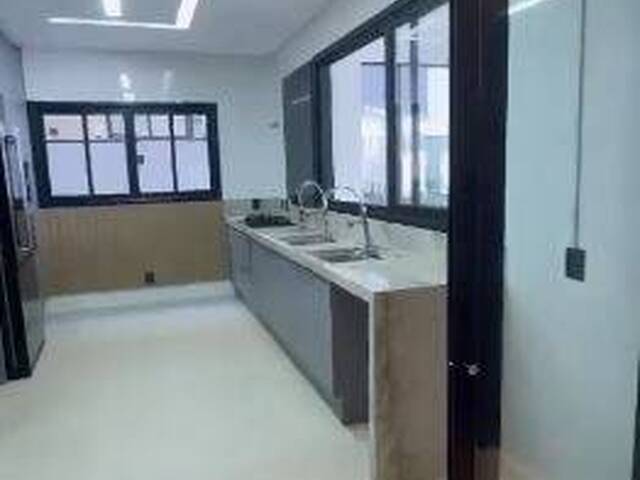 Casa em condomínio para Venda em Goiânia - 5