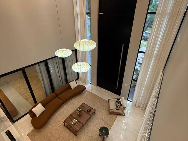 #4231 - Casa em condomínio para Venda em Goiânia - GO