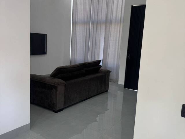 Casa para Venda em Senador Canedo - 5