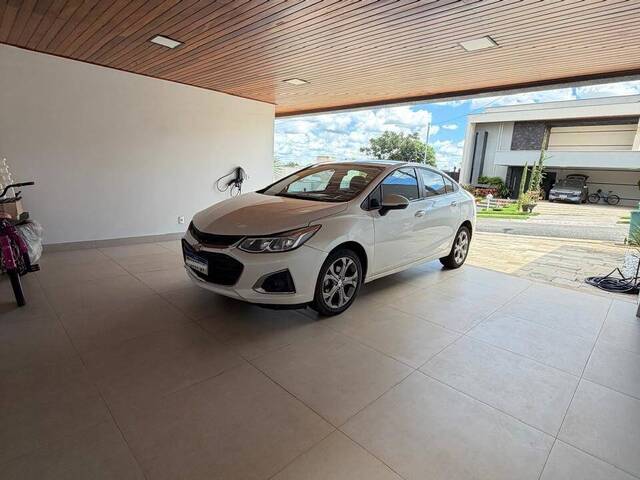 #4283 - Casa em condomínio para Venda em Goiânia - GO