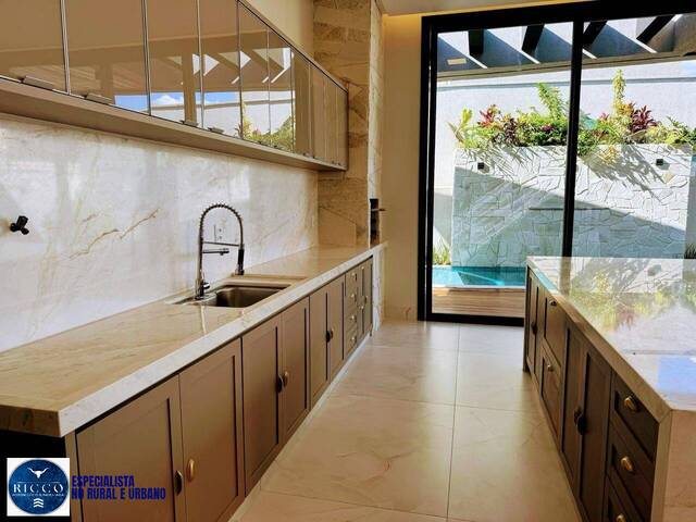 Casa em condomínio para Venda em Goiânia - 4