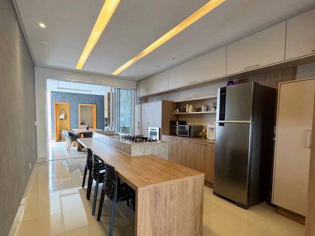 Casa para Venda em Goiânia - 2