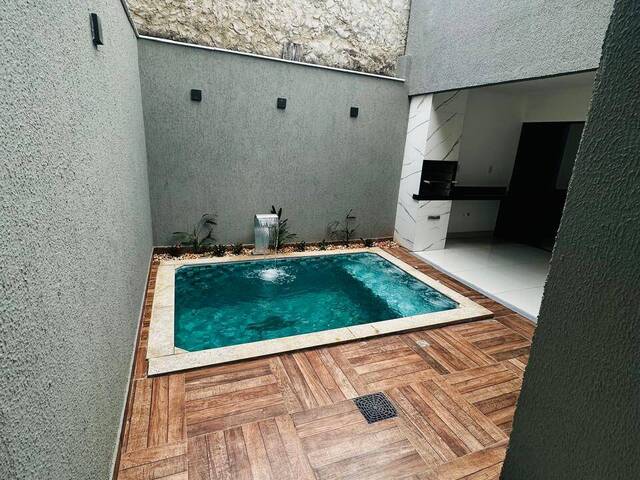 #4347 - Casa para Venda em Goiânia - GO