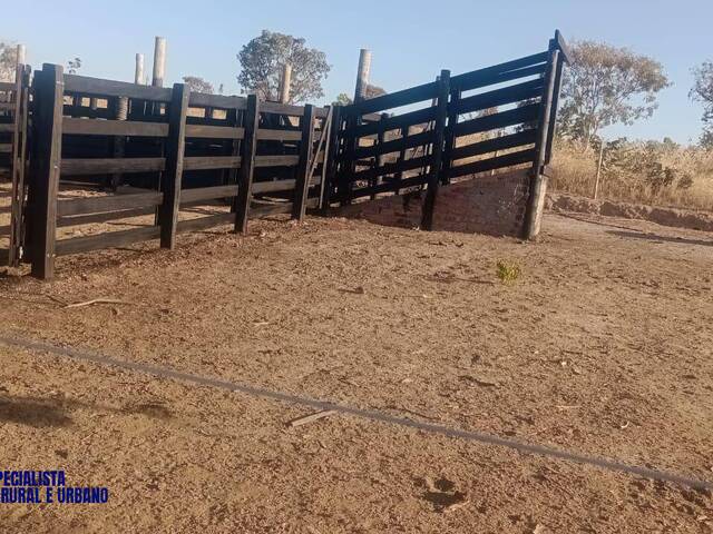Chácara para Venda em Vila Propício - 2