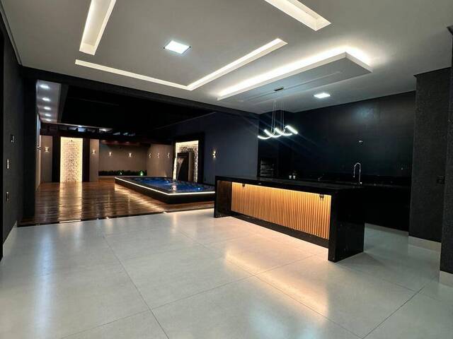 Casa para Venda em Goiânia - 5