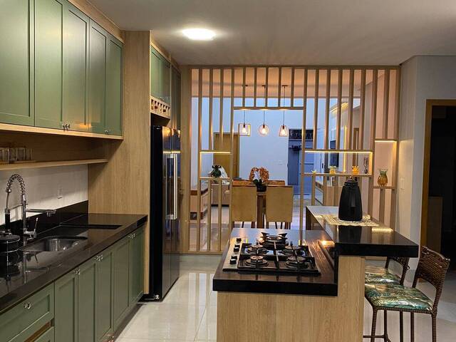 Casa para Venda em Goiânia - 2