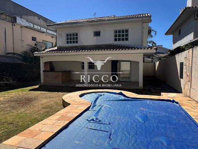 #4506 - Casa em condomínio para Venda em Goiânia - GO