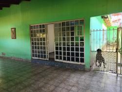 Casa para Venda em Goiânia - 3