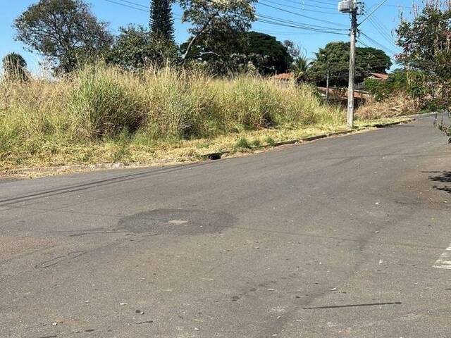#2935 - Terreno para Venda em Goiânia - GO