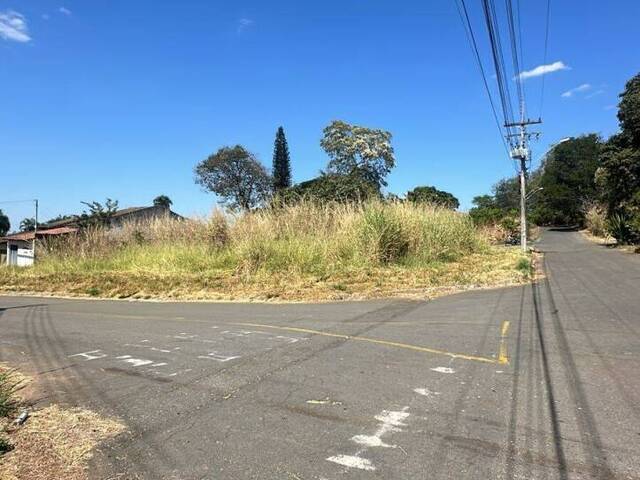 #2935 - Terreno para Venda em Goiânia - GO