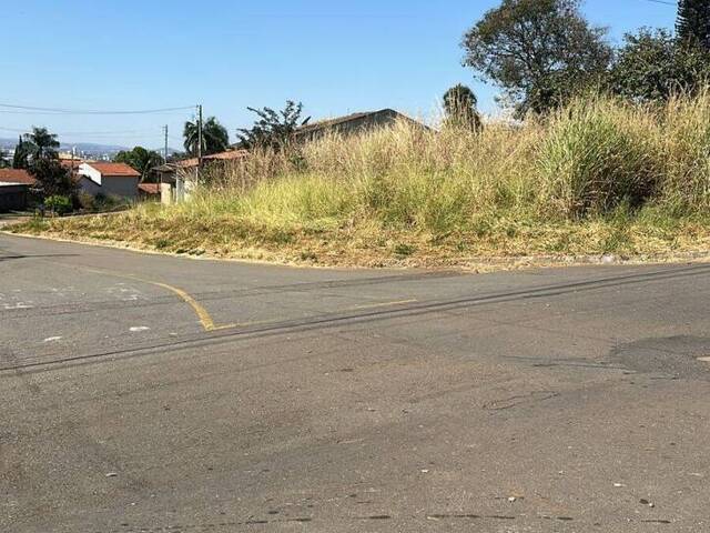#2935 - Terreno para Venda em Goiânia - GO