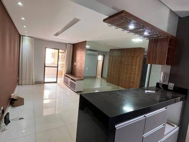 #726 - Apartamento para Venda em Goiânia - GO