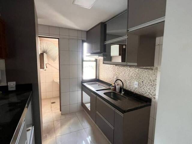 #726 - Apartamento para Venda em Goiânia - GO